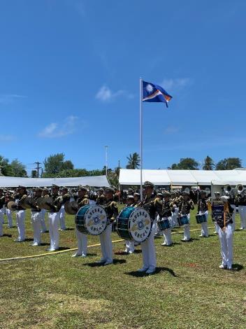 圖說五：我國海軍官校鼓號樂隊於馬紹爾群島共和國國慶典禮中表演