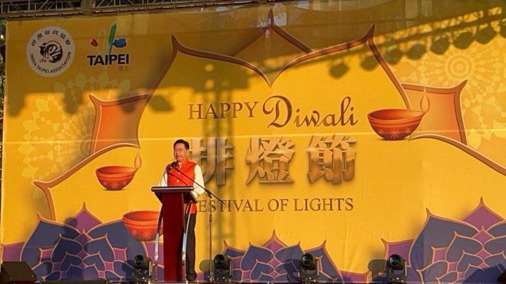 圖說一：外交部長吳釗燮於印度排燈節慶祝活動致詞。