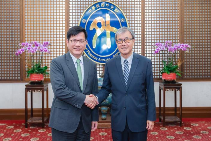 圖說四：外交、教育雙部長會議圓滿結束。