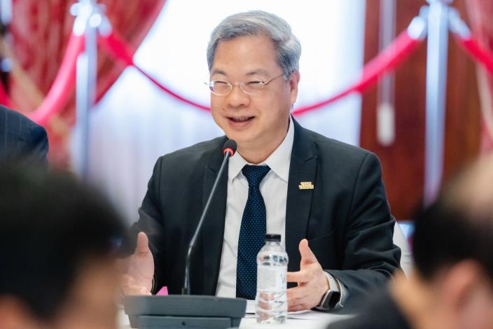 圖說三：行政院秘書長龔明鑫致詞表達樂見「醫療衛生外交諮詢小組」成立。