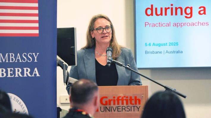 圖說三：美國駐澳洲大使館Erika Olson代辦開幕致詞。