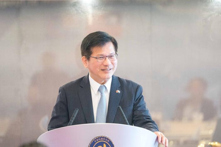 圖說二：外交部長林佳龍於午宴致詞。