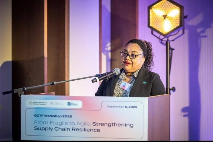 圖說五：帛琉共和國司法部長 Jennifer Olegeriil 專題演講。