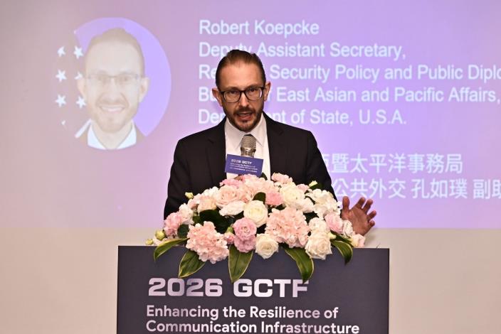 圖說三：美國國務院副助卿孔如璞（Robert Koepcke）於開幕致詞。