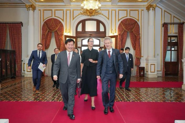 圖說二：外交部長林佳龍在台北賓館設宴歡迎捷克參議院議長韋德齊（Miloš Vystrčil）一行。