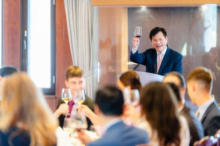 圖說一：外交部長林佳龍歡迎斯洛維尼亞斯民黨（SDS）國會議員及青年幹部訪團。