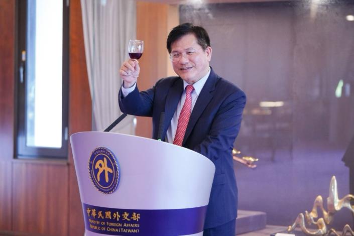 圖說三：外交部長林佳龍於午宴致詞。