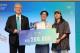 圖說二:外交部政務次長吳志中出席「#FindingTAIWAN_2.0:Where We Connect 全球徵片競賽」頒獎典禮與首獎陳昀(右)及梁嘉軒(中)合影。