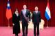 圖說三：外交部長吳釗燮與阿里歐拉外長伉儷合影。
