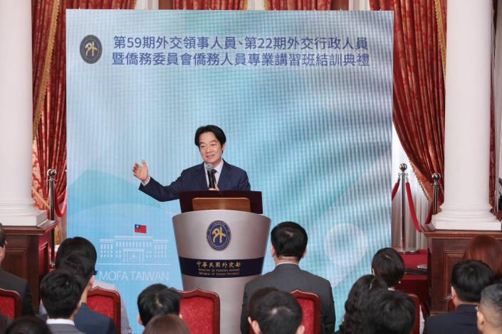 圖說二：賴清德總統致詞勉勵全體結訓人員。