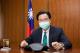 圖說：吳部長接受「澳洲人報」資深記者Steve Jackson專訪情形。