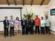 2. Deputy Minister Tien poses for a photo with the Palauan delegation.