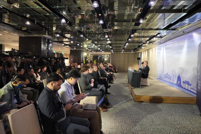 2. Chair Kols answers questions from the media