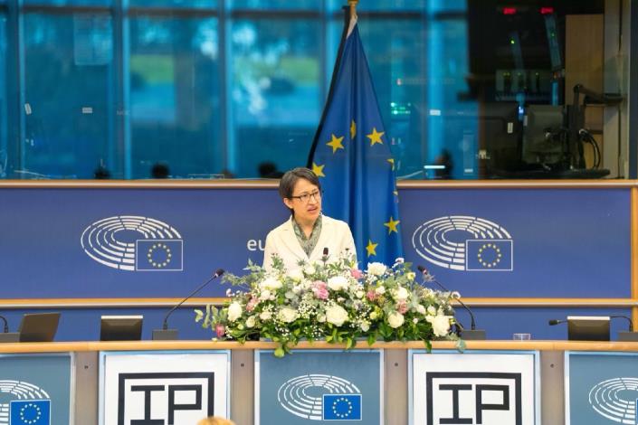 1. Vice President Hsiao addresses the IPAC summit in Brussels