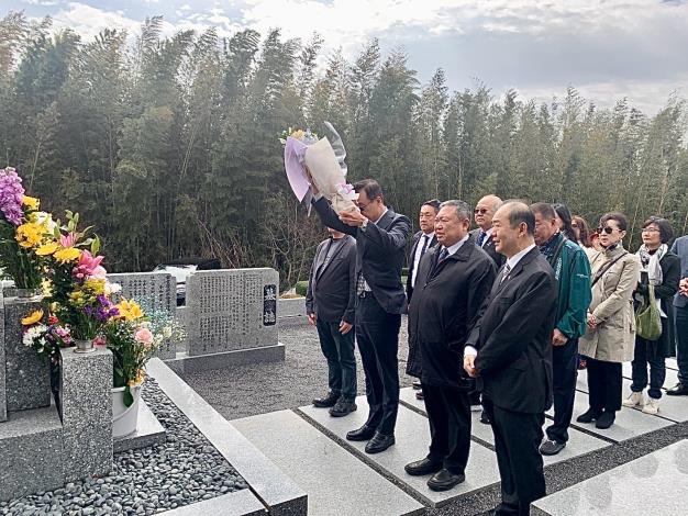 LINE_ALBUM_20250313山口縣 安倍家之墓_250319_31