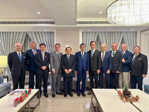 photo_6264853625863605515_y