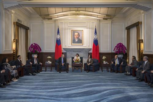蔡英文總統今（21）日上午接見「凱達格蘭論壇：2019亞太安全對話與會外賓」