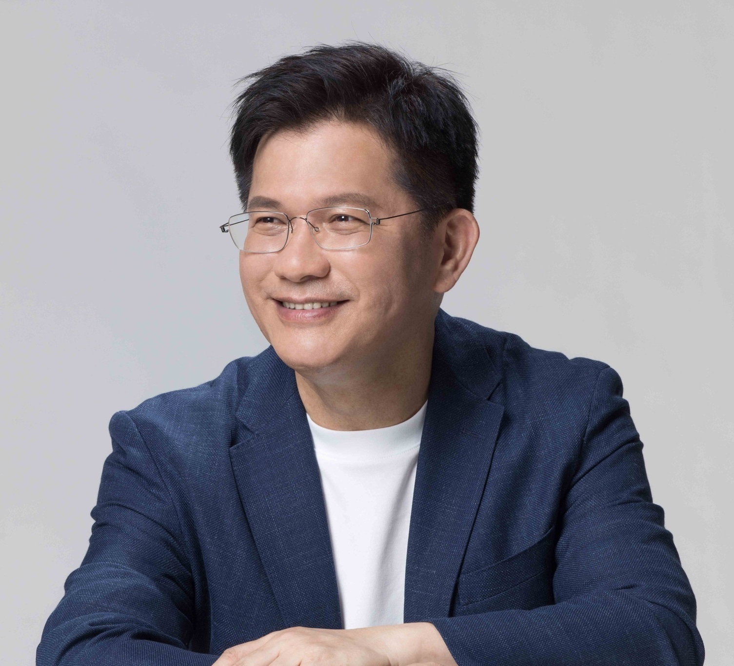 Dr. Lin Chia-Lung