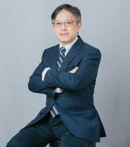 李育杰